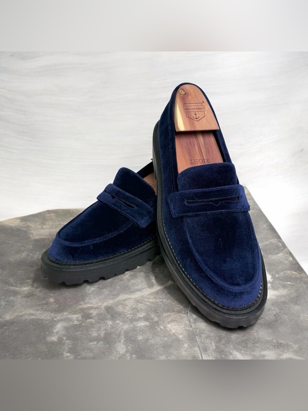 Preppy Velvet Lug Sole Penny Loafers, Navy Blue, Womens Size 9, Kenneth Cole NY